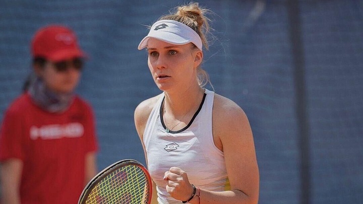 Тихонова уступила Папамихаил на старте теннисного турнира в Колумбии