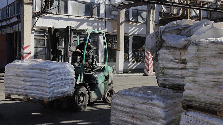 Россия стала главным поставщиком удобрений в Индонезию