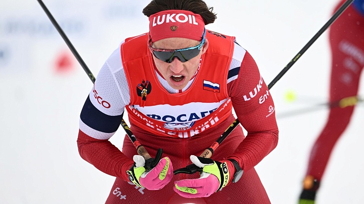 Коростелев прокомментировал получение нейтрального статуса FIS